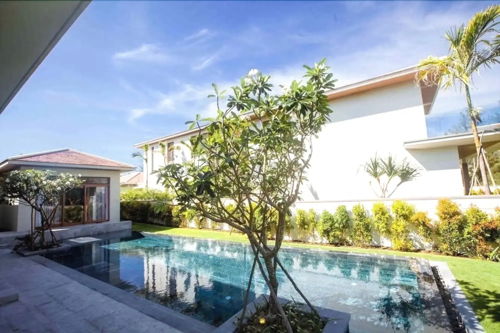 The Ocean Estates