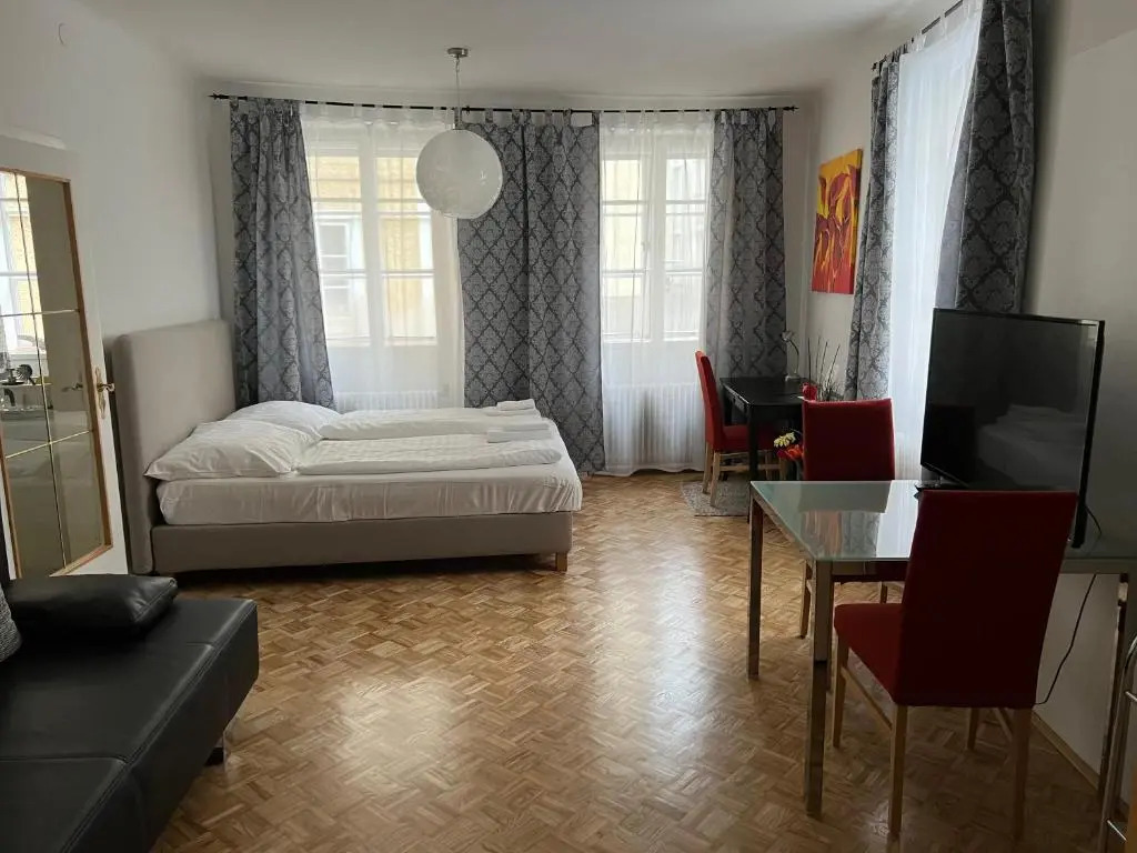 Guesthouse Mozart - Apartment House