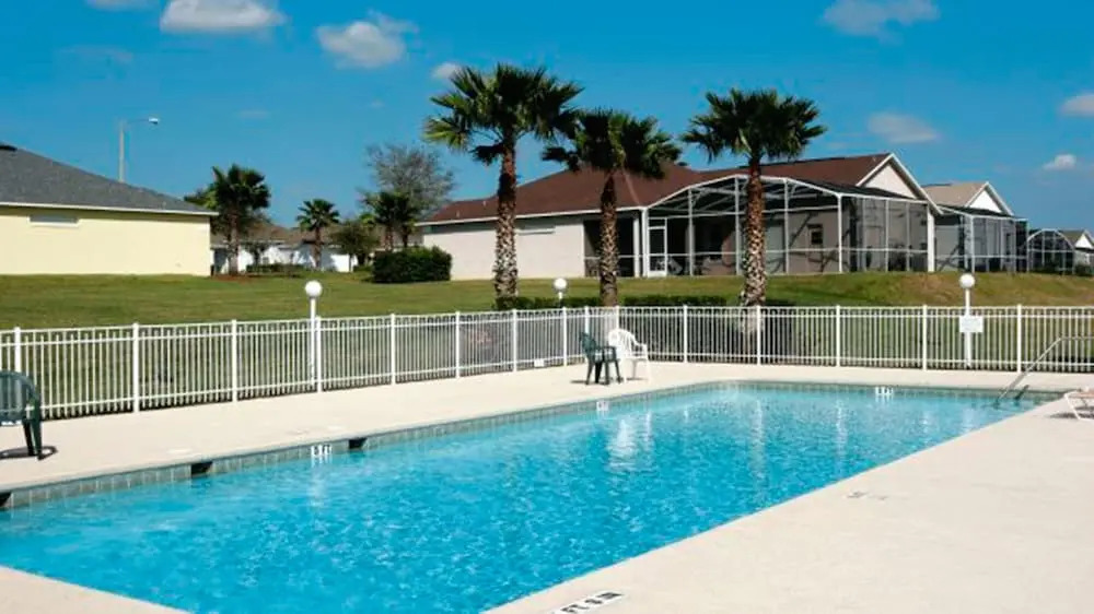 A Grand 4 Bedroom House With its own Private Pool