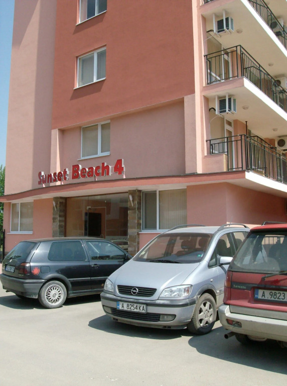 Menada Sunset Beach 4 Apartments