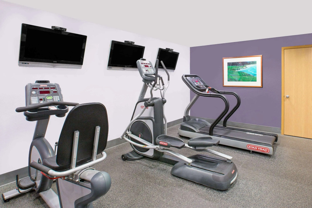 MICROTEL Inn and Suites - Ames