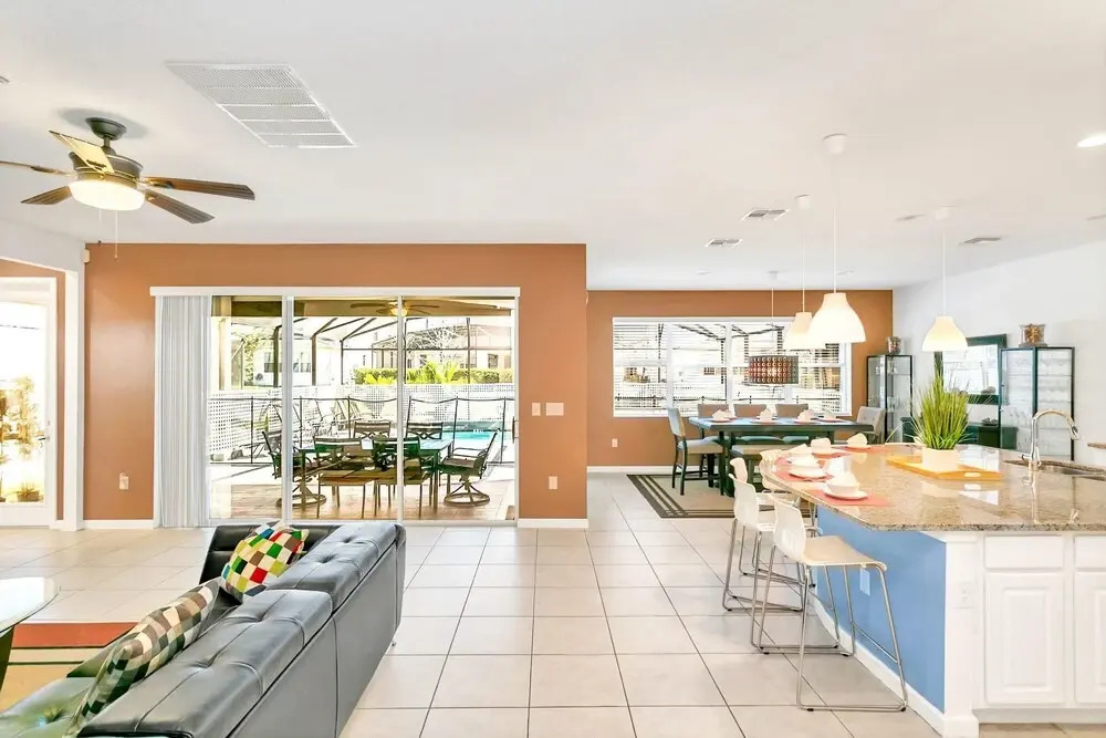 6BR Luxury Home With BBQ and Private Pool