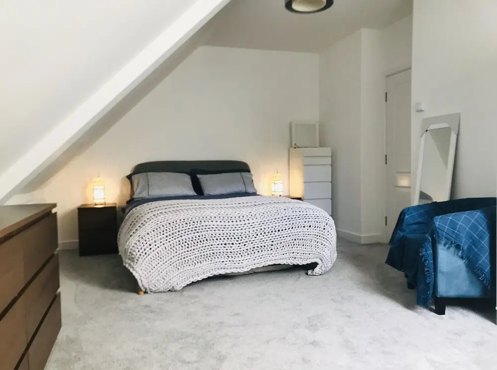 1 Bed Marina Apartment With Sea Views, Penthouse