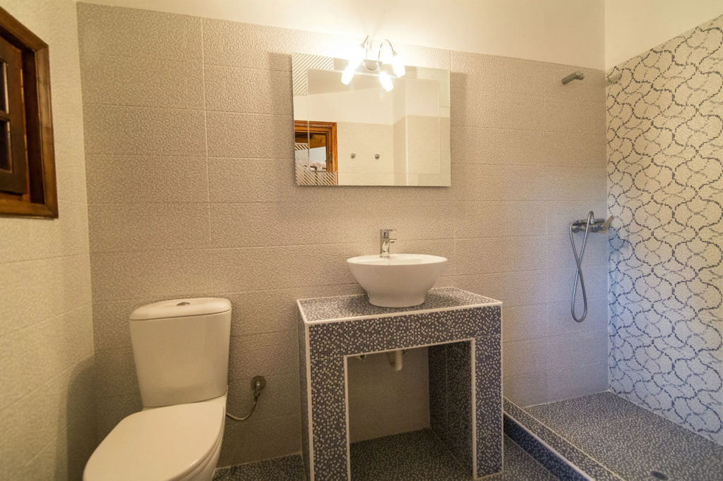 Vicky Studios and Apartments