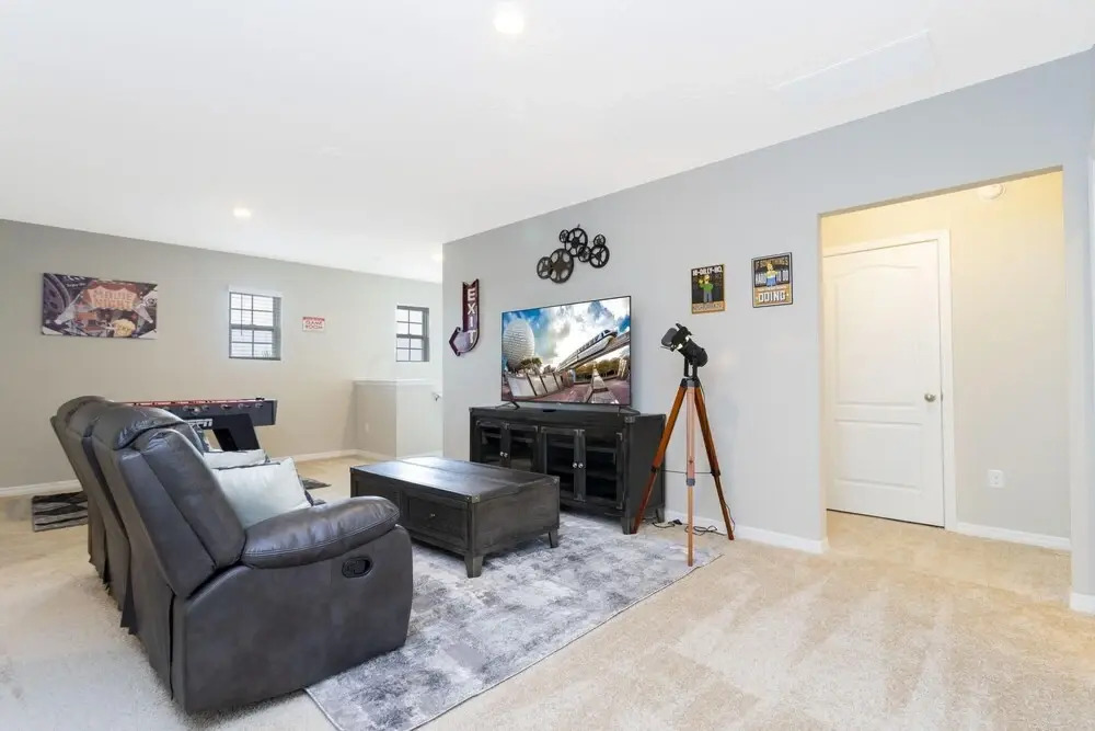 Gorgeous 6 Bd w/ Pool Close to Disney @ Solterra Resort 7877