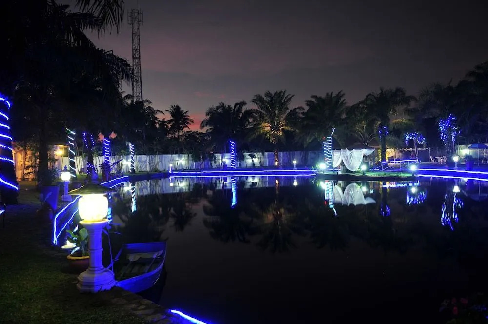 Blue Lagoon Pool Villa