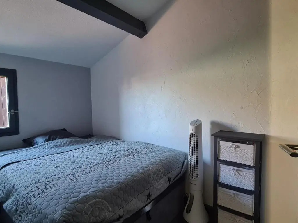 Appartement Saintes-Maries-de-la-Mer, 6 pièces, 8 personnes - FR-1-475-72
