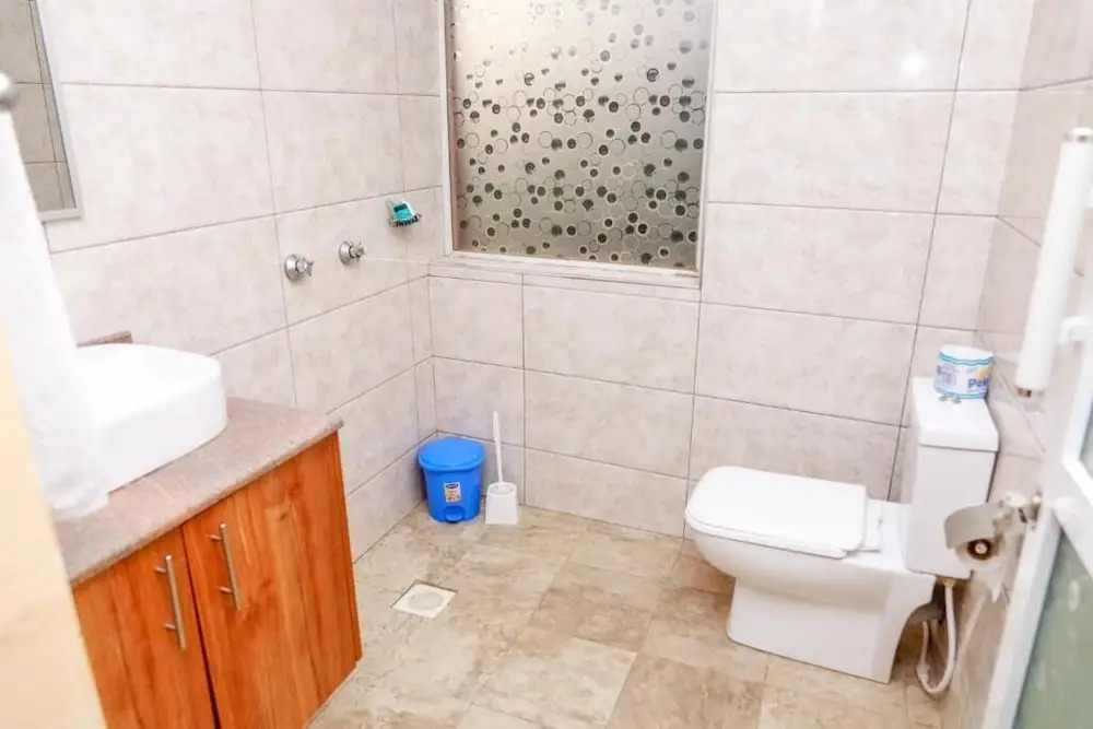 TRIPLINQ HOTEL & RESORT Nkubu- Meru