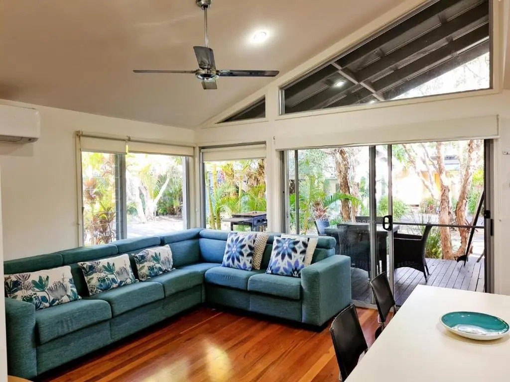 Mobys Beachside Retreat
