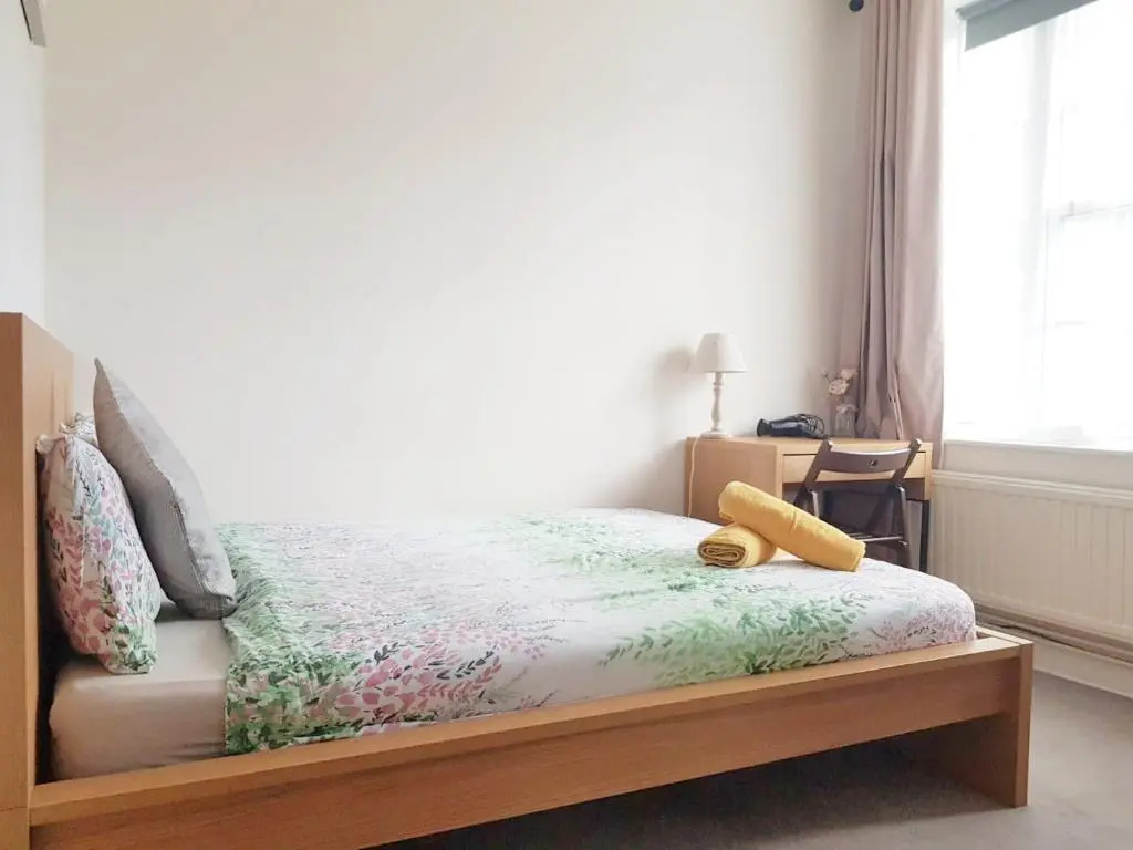 Room in Waterloo London