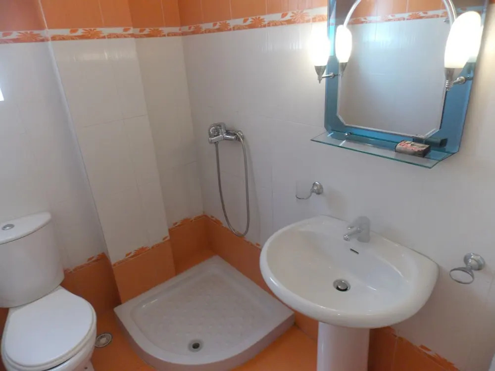 Detjon Beach Apartments