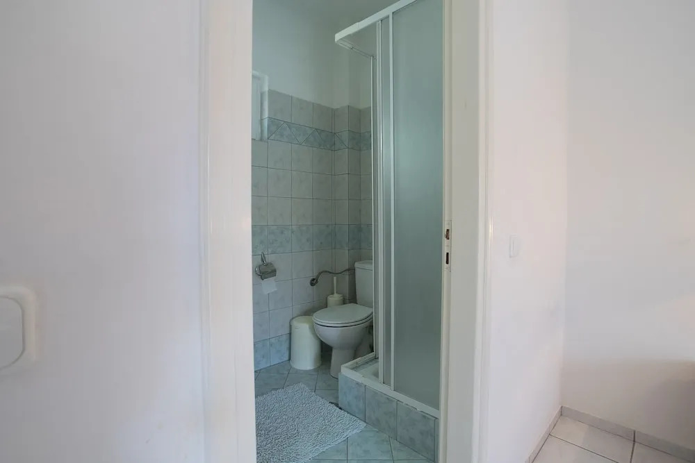 Chrisanthi Apartments