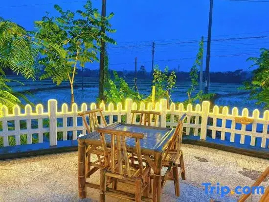 Wuxing Diaolou Guesthouse