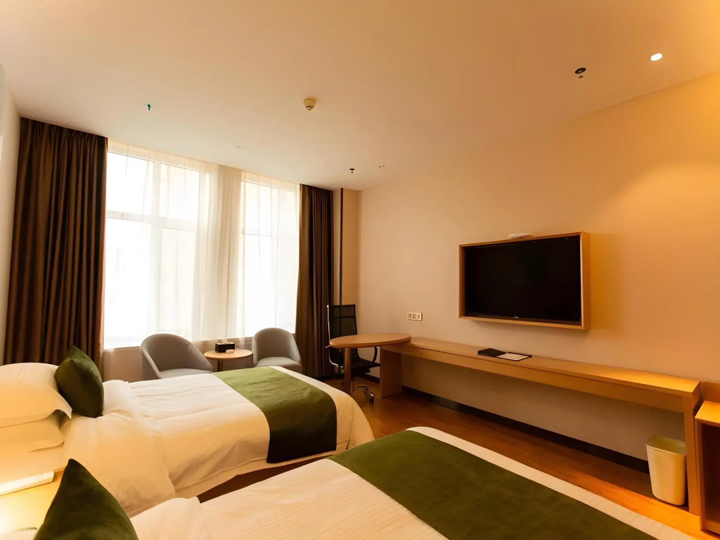 GreenTree Inn Pingliang Jinding Times Square