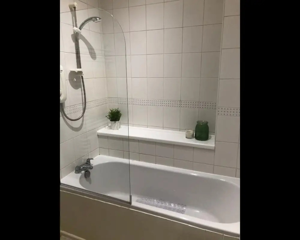 Beautiful Modern Hoole Ground Floor Apartment