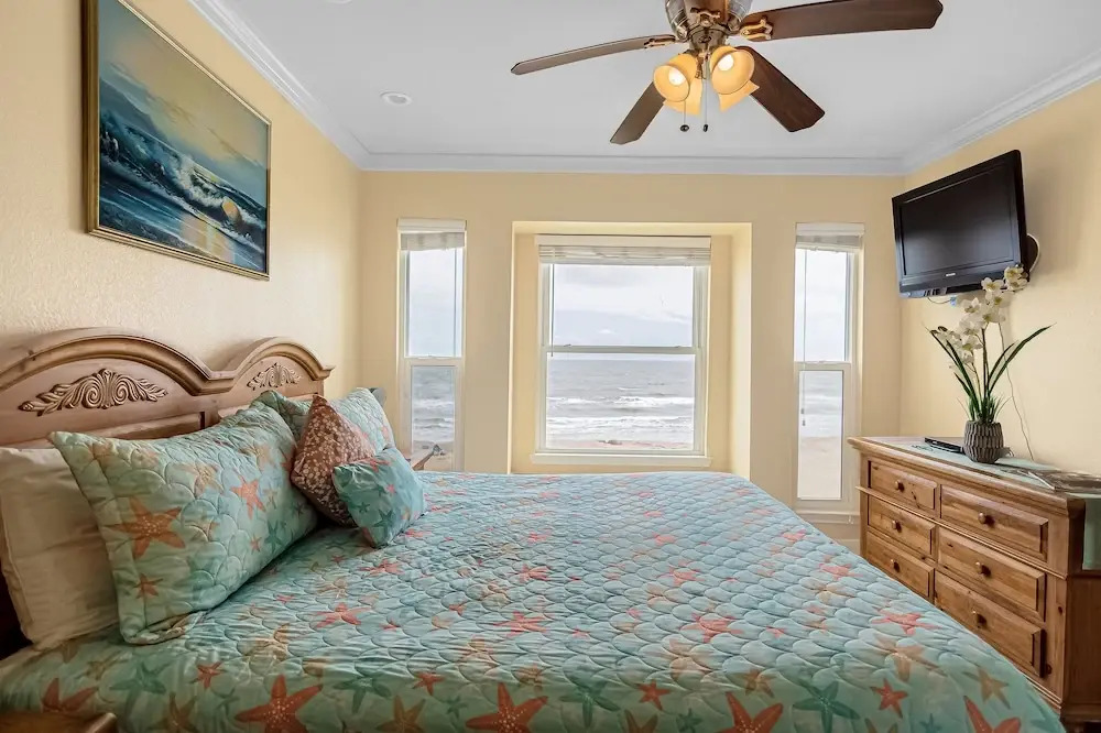 Seascape 1208 1 Bedroom Condo