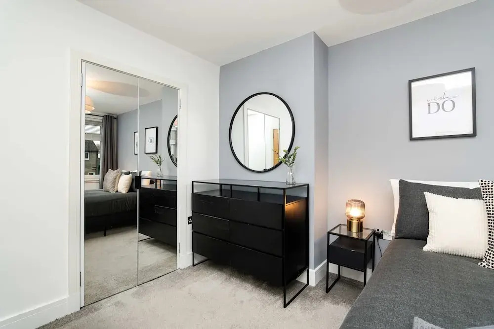 3 Bedroom House-free Parking