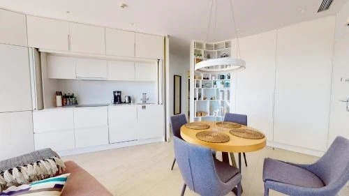 Las Colinas Golf & Country Club Residences