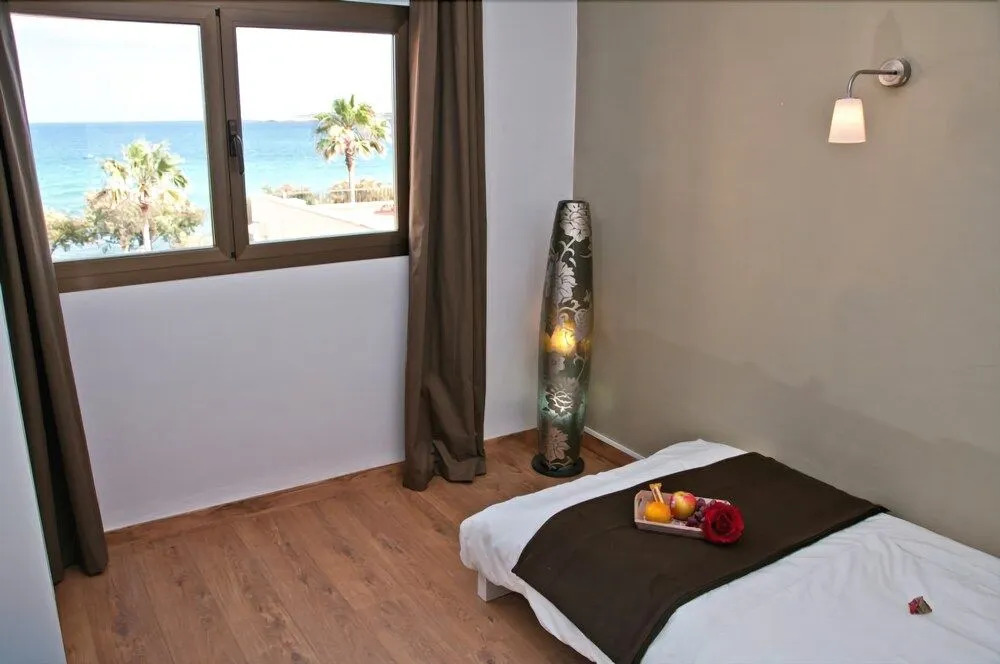 SEVEN Hostal