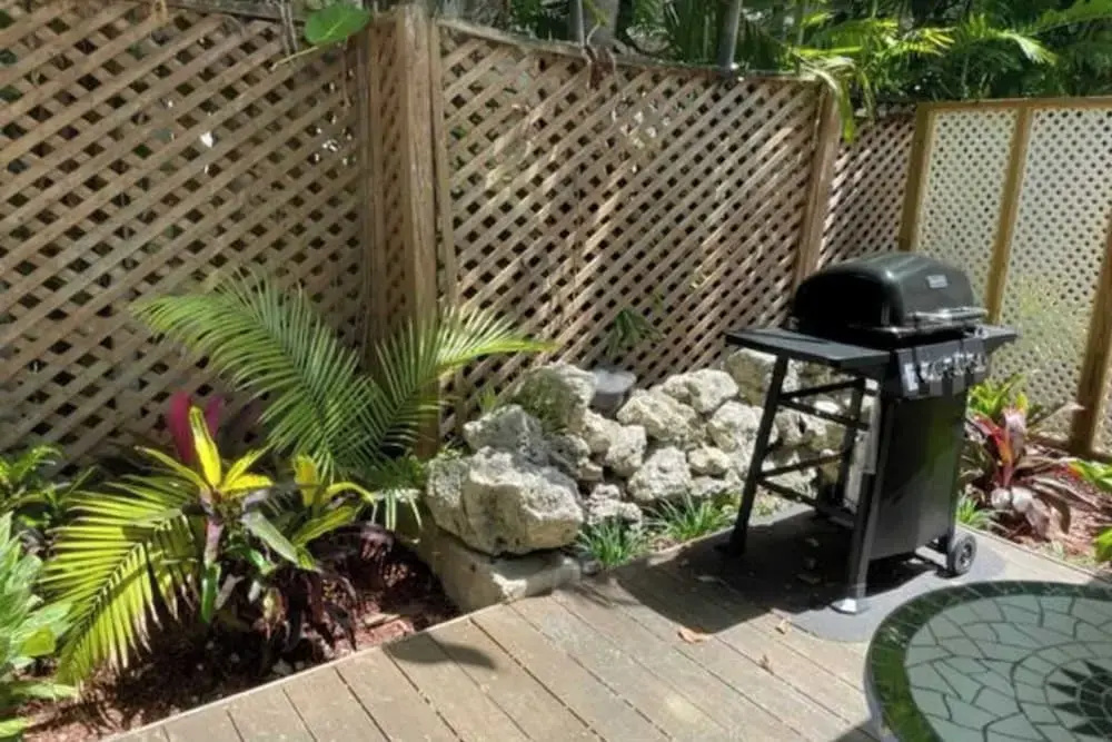 Tranquility by Avantstay Close to Duval St w/ BBQ & Shared Pool