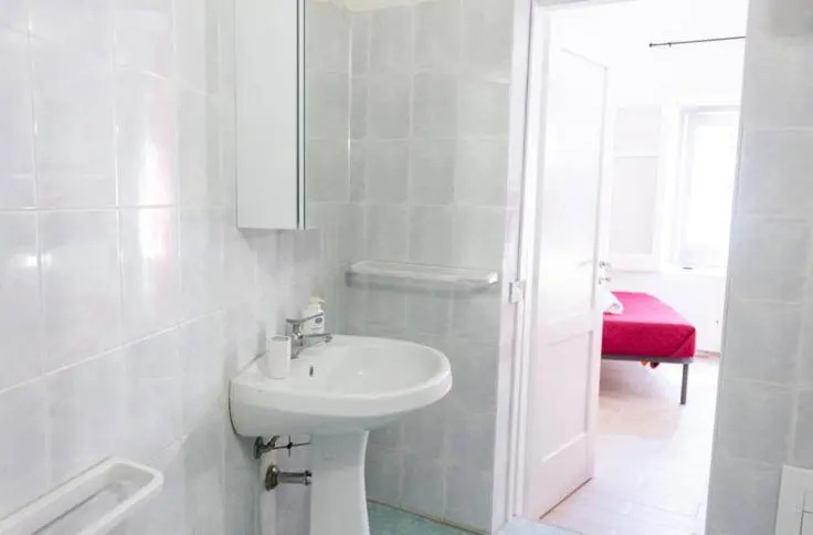 [DOWNTOWN SELINUS] Bright apartment with courtyard