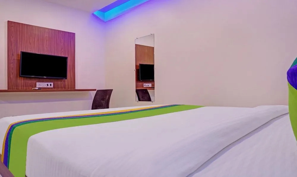 Treebo Trend Hotel Satkar