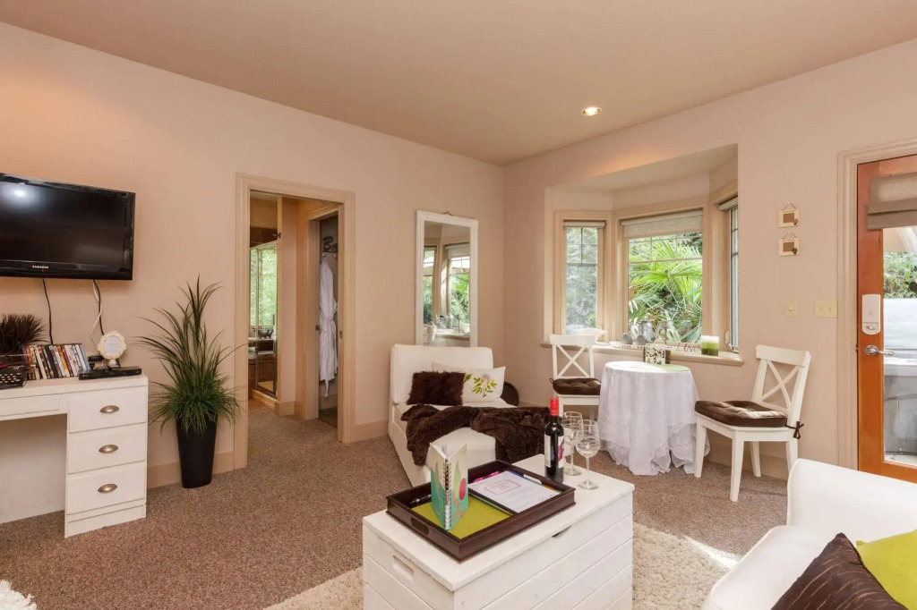 Amara Bed & Breakfast