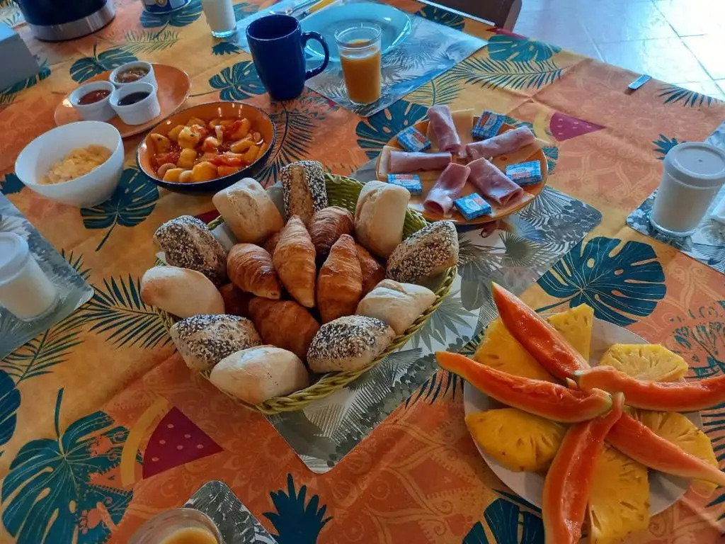 Fare Oviri Lodge