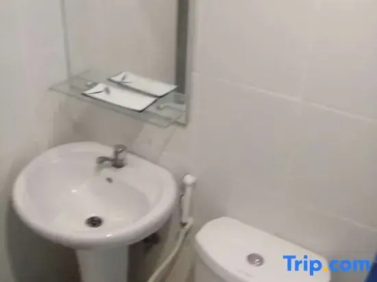 Kassel Residences Staycation near NAIA