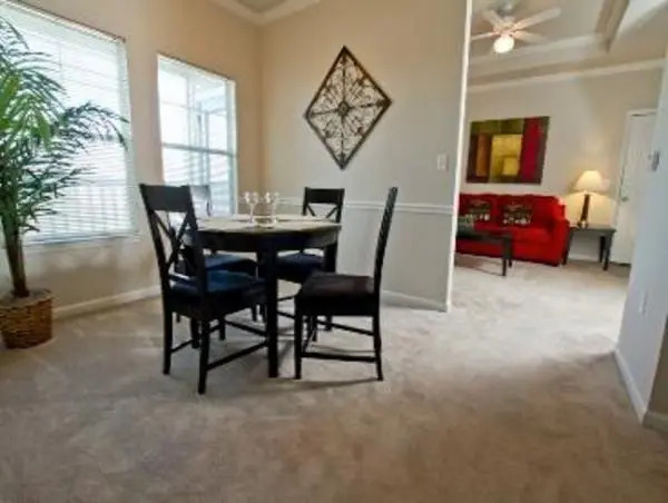 Steeplechase on Maple by ExecuStay (EXEC-MW.STEEPLE-1BR)