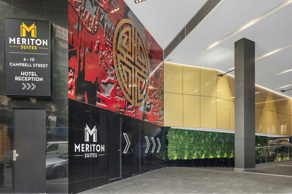 Meriton Suites Campbell Street, Sydney