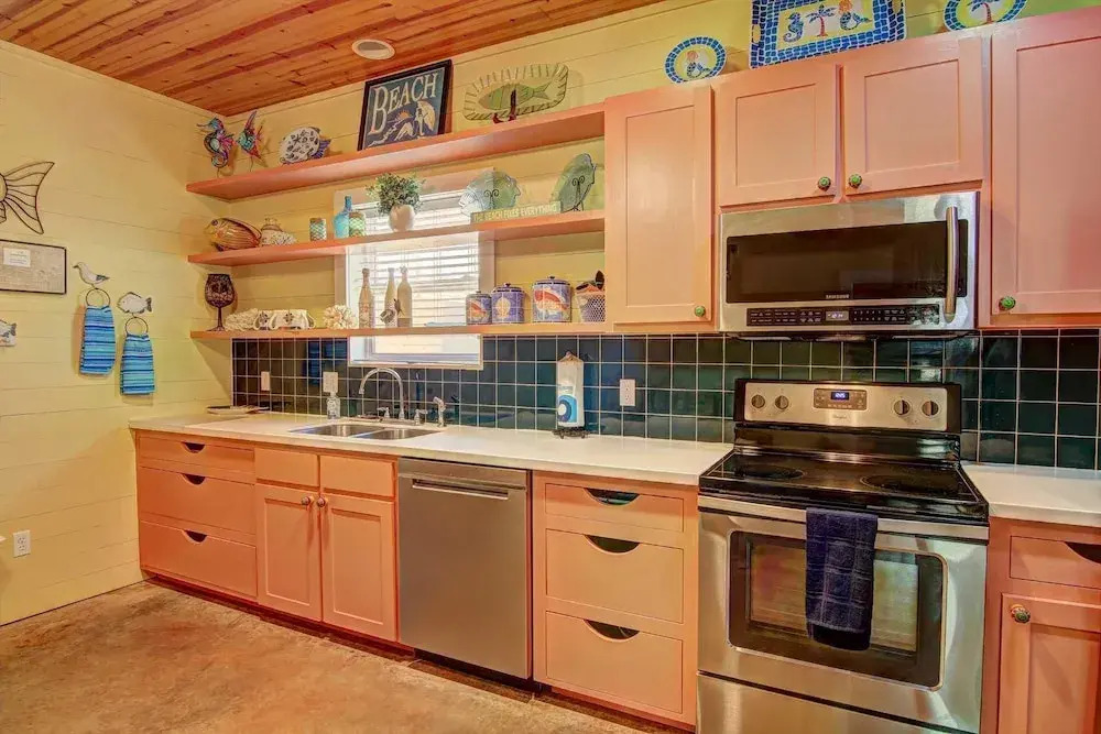 Seas The Day - 4 Br Home