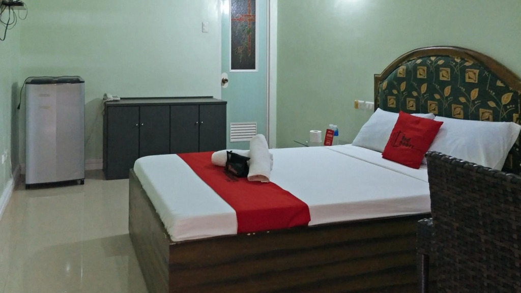 RedDoorz @ Bankal Lapulapu