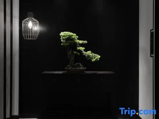 Yunny Hotel (Kunming Railway Station Wanda Square store)