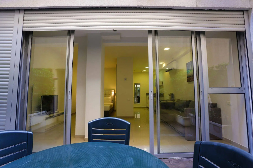 Sea Land Suites - by Echo Hotels