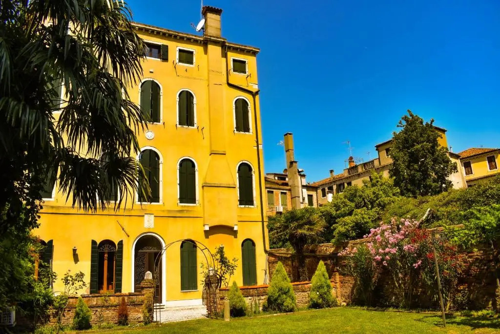 Domus Carla