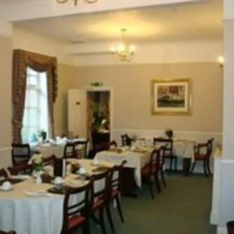Hunters Lodge Guest House