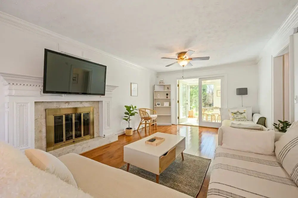 1223 Settlebench Ln NW Kennesaw