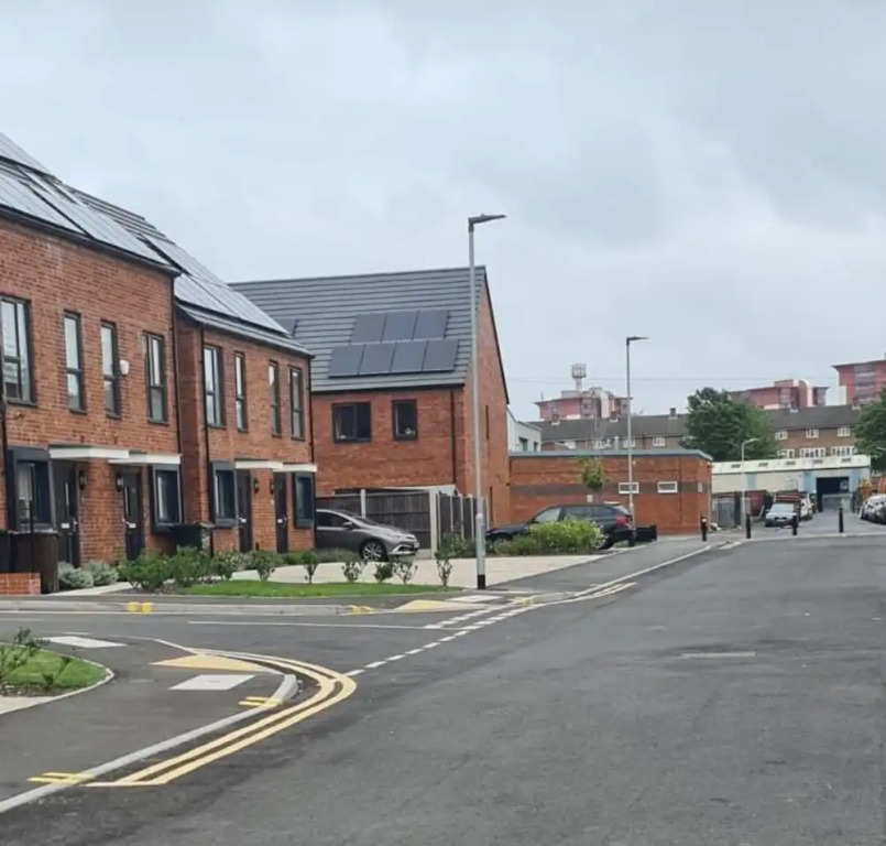 Stunning 3-bed House in Wolverhampton