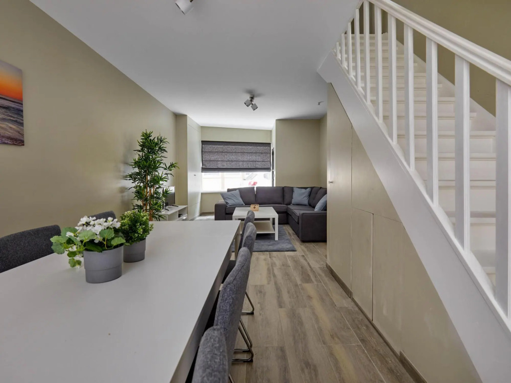 Lovely apartment in Blankenberge with balcony