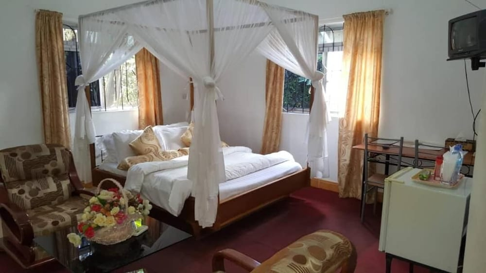 Gateway Lodge