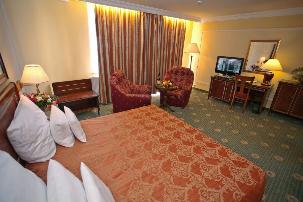 Carlsbad Plaza Medical Spa & Wellness hotel
