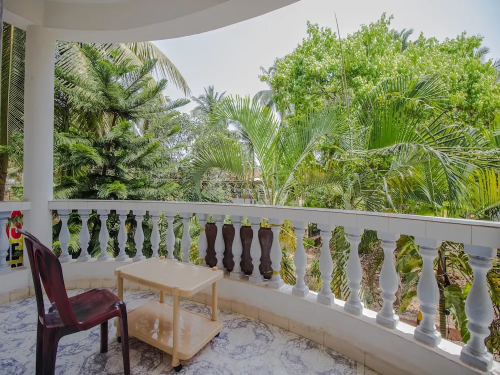 OYO 14751 Home Magnificent 1BHK Calangute