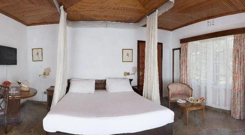 Jacaranda Lake Elementaita Lodge