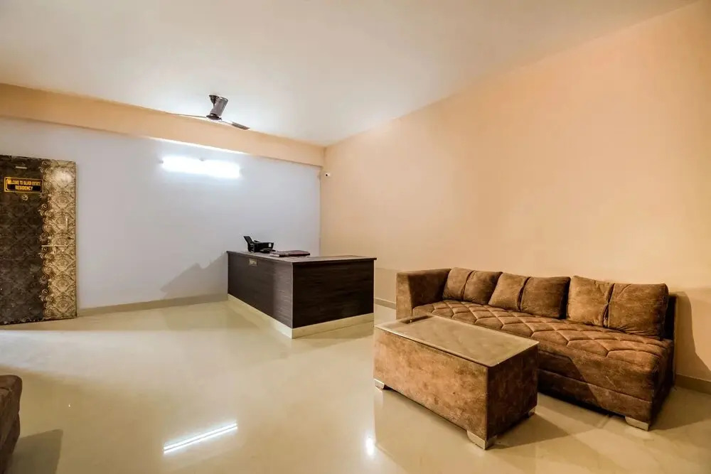 Silver Estate Residency by OYO Rooms