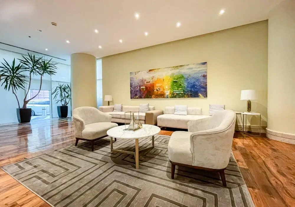 2B Apt With Waterfront View JBR