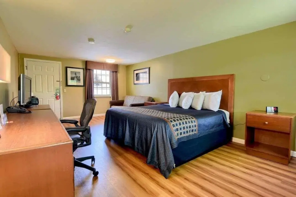 The Northshore Hotel