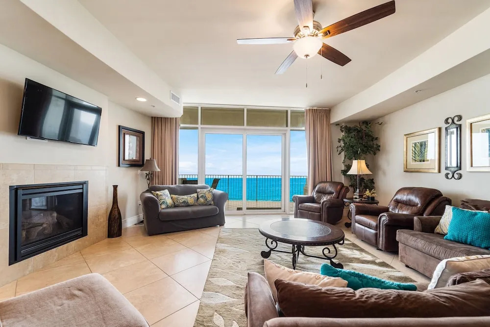 Gulf-front Three Bedroom - Tpc1402