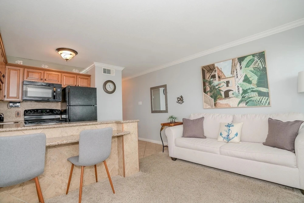 Southern Seahorse 1 Bedroom Condo