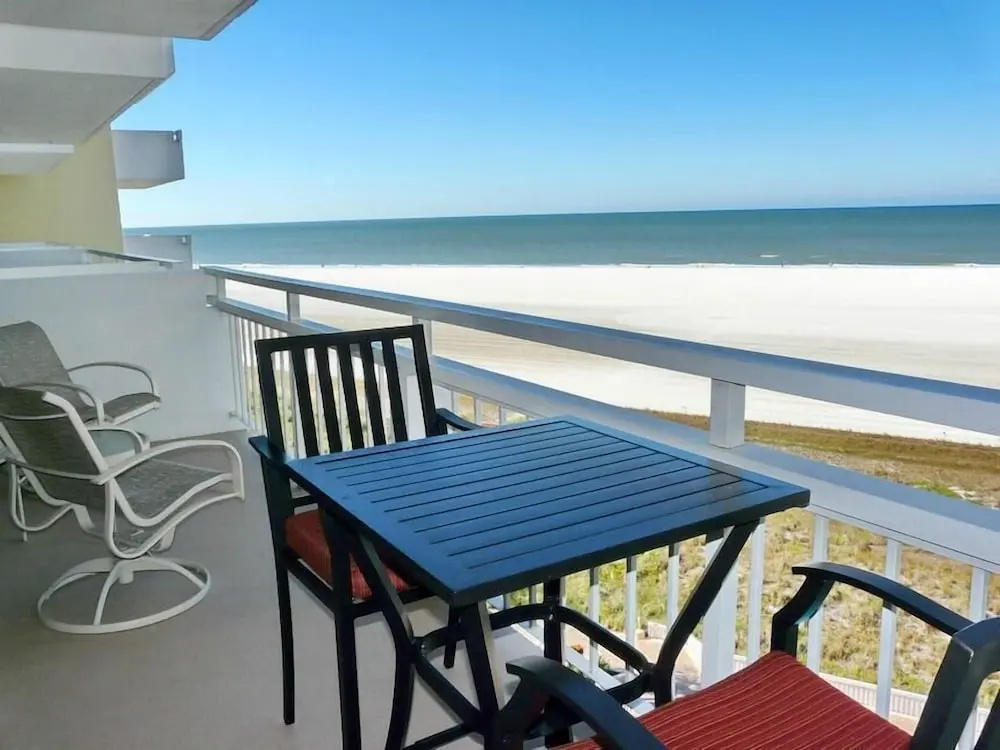 Tradewinds 701